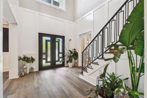 Casa en alquiler en Tampa, Florida, 5 dormitorios, 521.65 m2 № 1820771 - foto 5