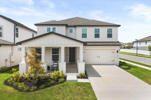 House in Minneola, Florida 6 bedrooms, 368.54 sq.m. № 1902196 - photo 1
