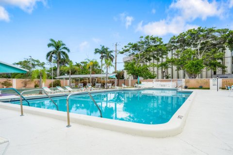 Condominio en venta en Boca Raton, Florida, 1 dormitorio, 64.75 m2 № 2242078 - foto 14