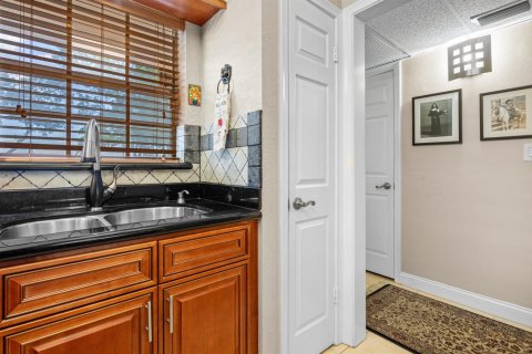 Condominio en venta en Boca Raton, Florida, 1 dormitorio, 64.75 m2 № 2242078 - foto 2