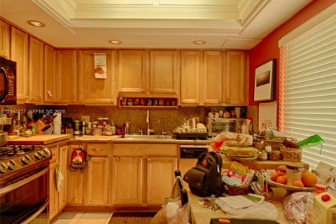 Touwnhouse à vendre à Miami, Floride: 3 chambres, 147.16 m2 № 2045341 - photo 6