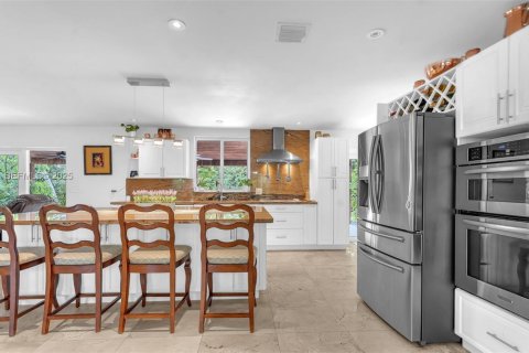 Casa en venta en Miami, Florida, 4 dormitorios, 223.15 m2 № 1984396 - foto 25