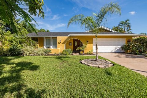 Villa ou maison à Seminole, Floride 4 chambres, 177.26 m2 № 2345275