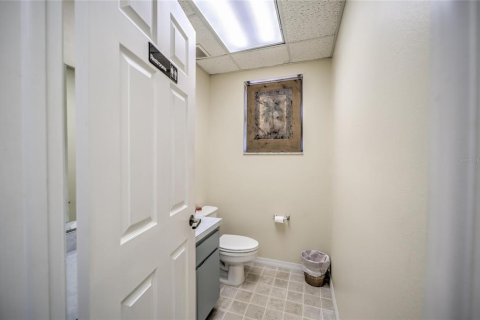 Commercial property in Plant City, Florida 305.46 sq.m. № 2101121 - photo 22