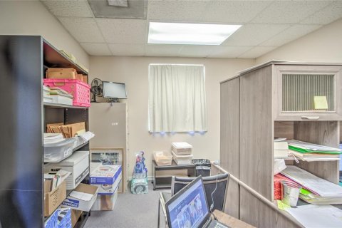 Commercial property in Plant City, Florida 305.46 sq.m. № 2101121 - photo 27