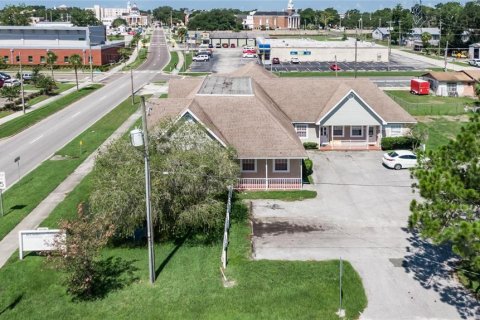 Commercial property in Plant City, Florida 305.46 sq.m. № 2101121
