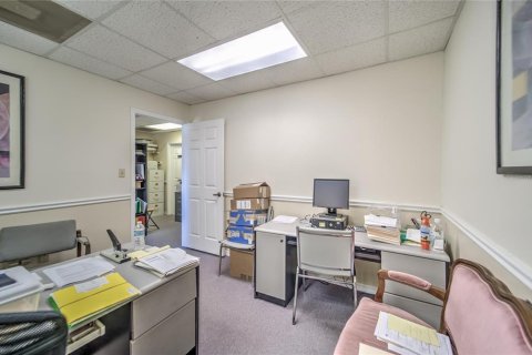 Commercial property in Plant City, Florida 305.46 sq.m. № 2101121 - photo 11