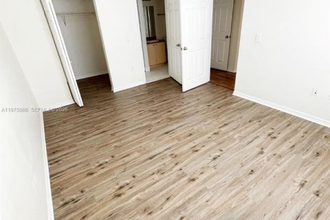 Купить кондоминиум в Уэст-Палм-Бич, Флорида 2 спальни, 86.03м2, № 2041957 - фото 9