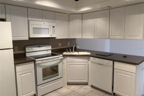 Appartement à louer à Orlando, Floride: 3 chambres, 114.46 m2 № 2434582 - photo 4