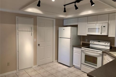 Appartement à louer à Orlando, Floride: 3 chambres, 114.46 m2 № 2434582 - photo 5