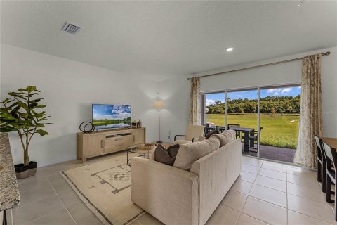 Adosado en venta en Apopka, Florida, 3 dormitorios, 142.14 m2 № 1914324 - foto 5