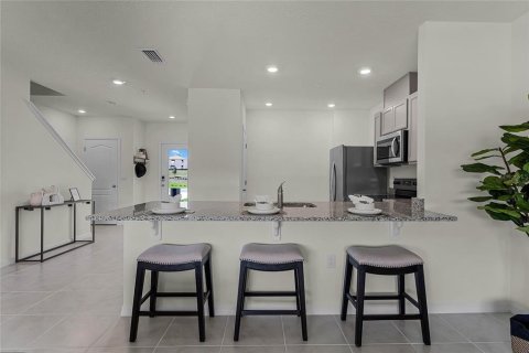 Adosado en venta en Apopka, Florida, 3 dormitorios, 142.14 m2 № 1914324 - foto 10