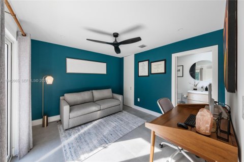 Villa ou maison à vendre à Miami, Floride: 4 chambres, 203.46 m2 № 2004263 - photo 20