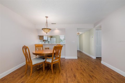 Condo in Oldsmar, Florida, 2 bedrooms  № 2222988 - photo 28