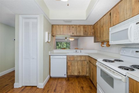 Condo in Oldsmar, Florida, 2 bedrooms  № 2222988 - photo 5