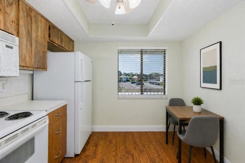 Condo in Oldsmar, Florida, 2 bedrooms  № 2222988 - photo 6