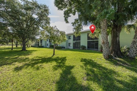 Condo in Oldsmar, Florida, 2 bedrooms  № 2222988 - photo 19