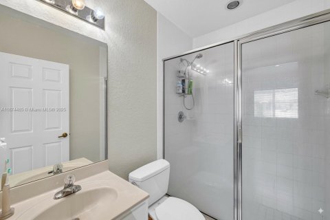 Townhouse in Davie, Florida 2 bedrooms, 102.47 sq.m. № 1923555 - photo 17