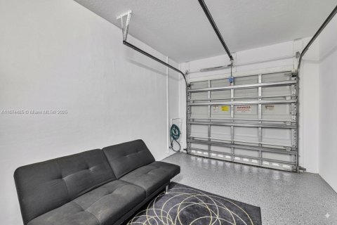 Townhouse in Davie, Florida 2 bedrooms, 102.47 sq.m. № 1923555 - photo 20