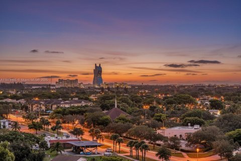 Townhouse in Davie, Florida 2 bedrooms, 102.47 sq.m. № 1923555 - photo 24