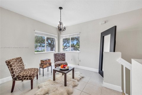 Townhouse in Davie, Florida 2 bedrooms, 102.47 sq.m. № 1923555 - photo 6