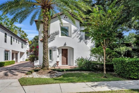 Adosado en alquiler en Maitland, Florida, 3 dormitorios, 240.52 m2 № 1912405 - foto 1