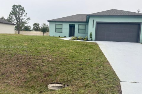 Casa en Lehigh Acres, Florida 3 dormitorios, 134.34 m2 № 1993341
