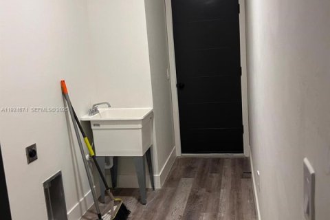 Casa en alquiler en Lehigh Acres, Florida, 3 dormitorios, 134.34 m2 № 1993341 - foto 23