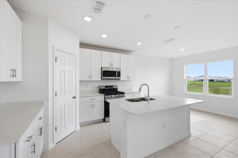 Villa ou maison à vendre à Haines City, Floride: 4 chambres, 156.63 m2 № 2430856 - photo 15