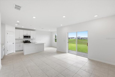 Villa ou maison à vendre à Haines City, Floride: 4 chambres, 156.63 m2 № 2430856 - photo 14