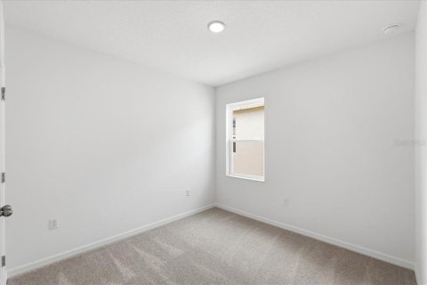 Villa ou maison à vendre à Haines City, Floride: 4 chambres, 156.63 m2 № 2430856 - photo 4
