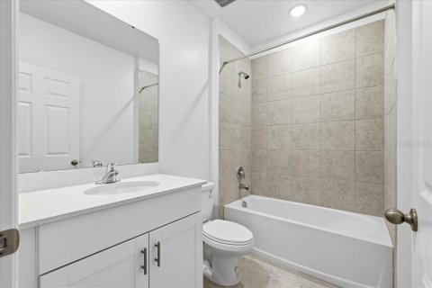 Villa ou maison à vendre à Haines City, Floride: 4 chambres, 156.63 m2 № 2430856 - photo 5