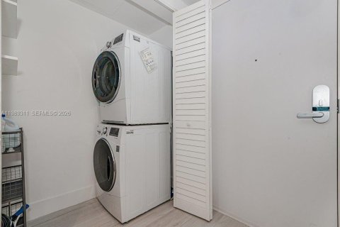 Condominio en alquiler en Miami Beach, Florida, 1 dormitorio, 89.19 m2 № 2063201 - foto 20