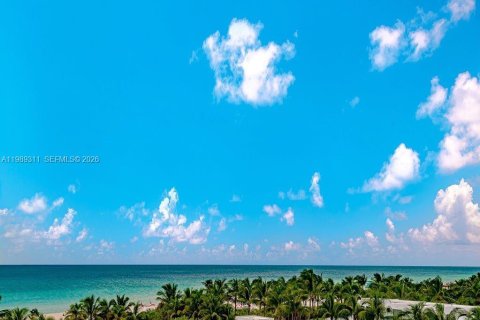 Condominio en alquiler en Miami Beach, Florida, 1 dormitorio, 89.19 m2 № 2063201 - foto 24
