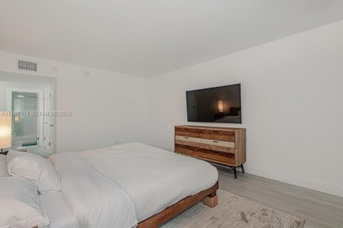 Condominio en alquiler en Miami Beach, Florida, 1 dormitorio, 89.19 m2 № 2063201 - foto 15