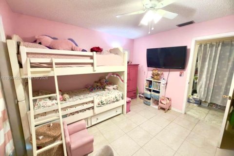 Villa ou maison à vendre à Port St. Lucie, Floride: 3 chambres, 113.15 m2 № 2007149 - photo 10