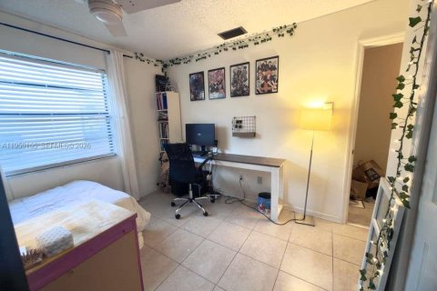 Villa ou maison à vendre à Port St. Lucie, Floride: 3 chambres, 113.15 m2 № 2007149 - photo 9