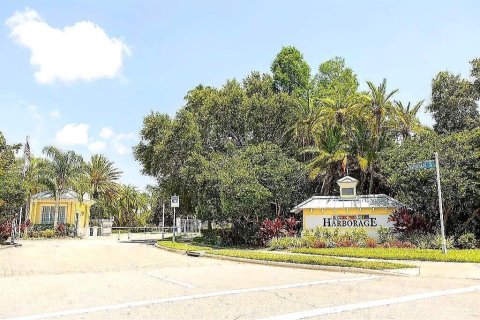 Купить таунхаус в Брейдентон, Флорида 11 комнат, 151.24м2, № 2130844 - фото 3