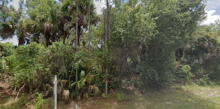 Land in North Port, Florida № 2205935
