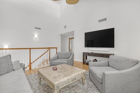 Купить таунхаус в Джуно-Бич, Флорида 8 комнат, 252.69м2, № 2178792 - фото 22