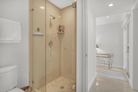 Купить таунхаус в Джуно-Бич, Флорида 8 комнат, 252.69м2, № 2178792 - фото 30