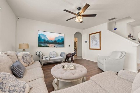 House in Lake Alfred, Florida 5 bedrooms, 248.42 sq.m. № 1776809 - photo 15