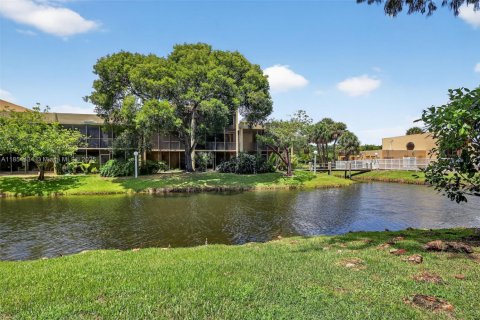 Купить кондоминиум в Дейви, Флорида 2 спальни, 117.99м2, № 1881524 - фото 26