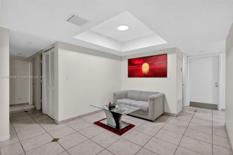 Condominio en venta en Davie, Florida, 2 dormitorios, 117.99 m2 № 1881524 - foto 9