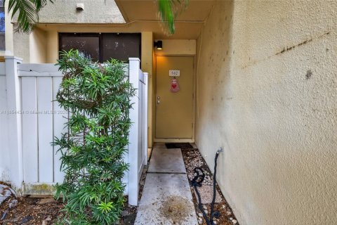 Condominio en venta en Davie, Florida, 2 dormitorios, 117.99 m2 № 1881524 - foto 5