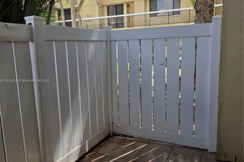 Купить кондоминиум в Дейви, Флорида 2 спальни, 117.99м2, № 1881524 - фото 25