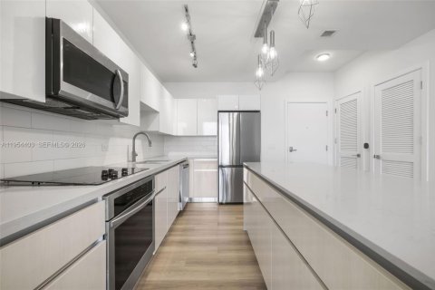 Copropriété à louer à Hallandale Beach, Floride: 2 chambres, 117.43 m2 № 2009134 - photo 11