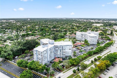 Copropriété à louer à Miami, Floride: 1 chambre, 76.64 m2 № 1976923 - photo 4