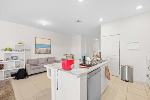 House in Homestead, Florida 3 bedrooms, 153.38 sq.m. № 2030738 - photo 14