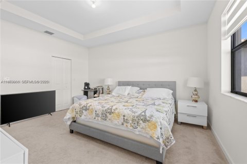 House in Homestead, Florida 3 bedrooms, 153.38 sq.m. № 2030738 - photo 8